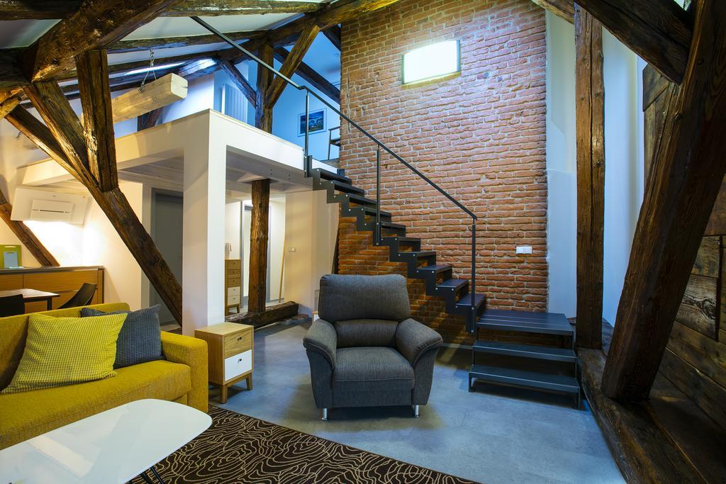 פראג Apartments At The Blue Duckling מראה חיצוני תמונה